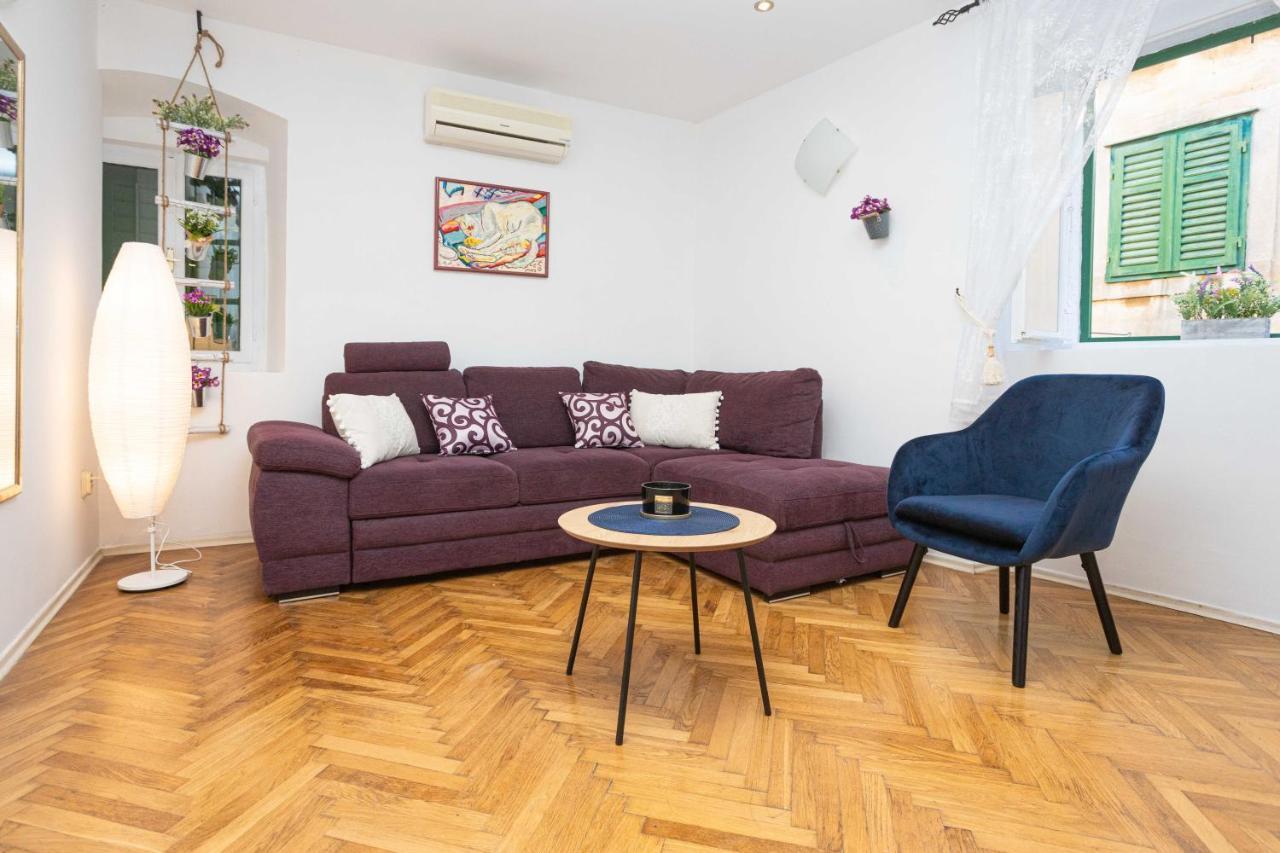 Daloro Suite สปลิท ภายนอก รูปภาพ