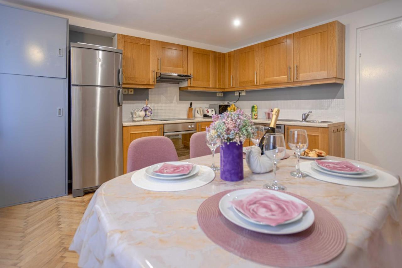 Daloro Suite สปลิท ภายนอก รูปภาพ